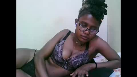 Snapshot of pretty_mellan chatting on January 22, 2025, 2:46 pm pretty_mellan online show from January 22, 2025, 2:46 pm