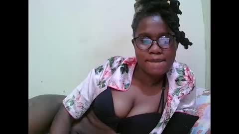 Snapshot of pretty_mellan chatting on February 1, 2025, 7:15 am pretty_mellan online show from February 1, 2025, 7:15 am