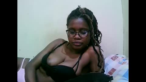 Snapshot of pretty_mellan chatting on March 1, 2025, 7:08 am pretty_mellan online show from March 1, 2025, 7:08 am