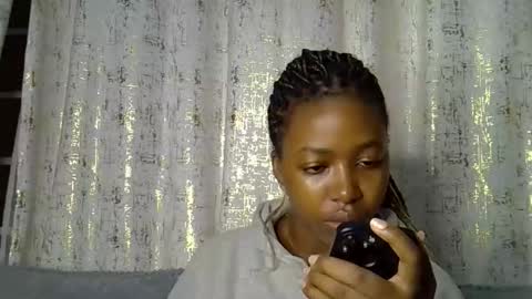 pretty_petite24 online show from February 25, 2026, 12:15 pm