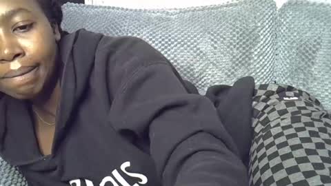 pretty_petite24 online show from June 29, 2026, 8:31 am