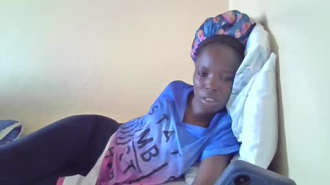 Snapshot of pretty_petite_ebony chatting on February 9, 2025, 11:04 am pretty_petite_ebony online show from February 9, 2025, 11:04 am