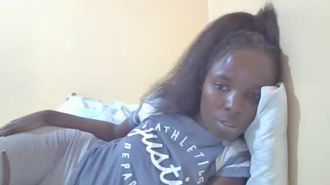 Snapshot of pretty_petite_ebony chatting on March 10, 2025, 4:46 pm pretty_petite_ebony online show from March 10, 2025, 4:46 pm