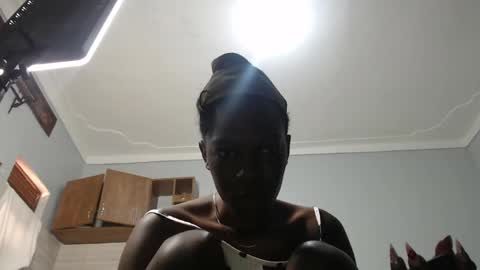Snapshot of pretty_petitebody chatting on September 21, 2025, 9:55 am pretty_petitebody online show from September 21, 2025, 9:55 am