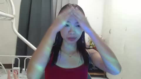 Snapshot of pretty_princes19 chatting on February 12, 2026, 12:44 pm Princess online show from February 12, 2026, 12:44 pm