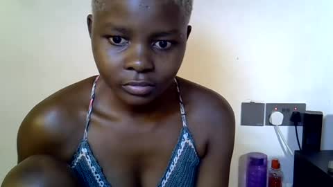 pretty_scooper online show from June 12, 2026, 9:25 pm