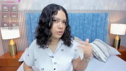 Daisy Flower online show from October 26, 2025, 2:06 am