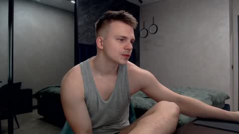 Snapshot of pretty_sweety chatting on December 8, 2024, 8:36 pm Justin online show from December 8, 2024, 8:36 pm