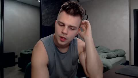 Snapshot of pretty_sweety chatting on March 3, 2025, 1:31 am Justin online show from March 3, 2025, 1:31 am