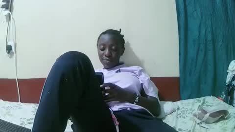 pretty_tiffany1 online show from November 30, 2025, 9:30 pm