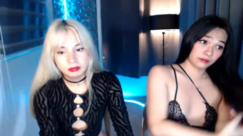 Snapshot of prettyallison_29 chatting on February 11, 2025, 2:25 am prettyallison_29 online show from February 11, 2025, 2:25 am