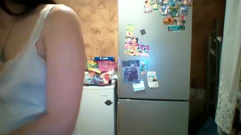 Snapshot of prettybella_7 chatting on July 17, 2026, 10:14 pm Bella online show from July 17, 2026, 10:14 pm
