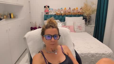 Snapshot of prettyblackeyes chatting on July 18, 2026, 6:06 am wilma online show from July 18, 2026, 6:06 am
