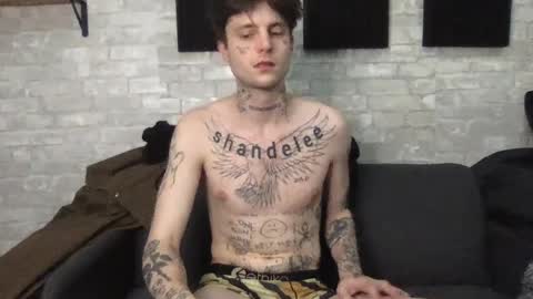 Snapshot of prettyboyszn chatting on January 27, 2025, 5:58 am pretty boy online show from January 27, 2025, 5:58 am
