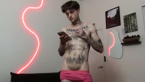 Snapshot of prettyboyszn chatting on November 1, 2025, 4:47 am pretty boy online show from November 1, 2025, 4:47 am