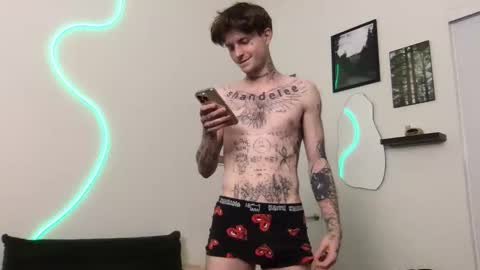 Snapshot of prettyboyszn chatting on November 7, 2025, 3:50 am pretty boy online show from November 7, 2025, 3:50 am