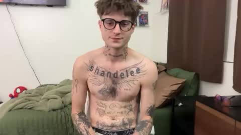 pretty boy online show from March 31, 2026, 3:08 am