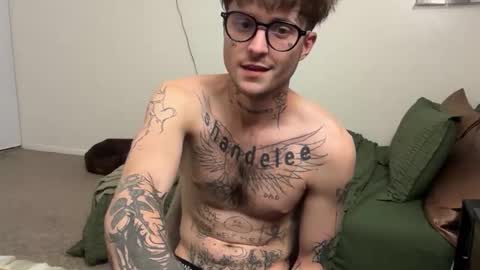 pretty boy online show from April 5, 2026, 2:31 am