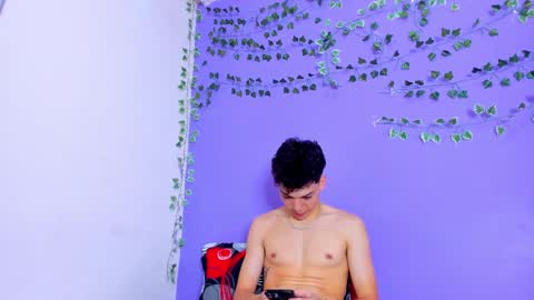 Enzo  Denis online show from February 11, 2025, 3:18 am