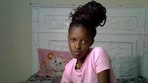 Snapshot of prettybunnny chatting on October 27, 2025, 2:43 pm Bunny online show from October 27, 2025, 2:43 pm