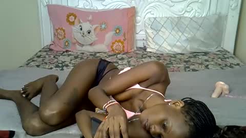 Snapshot of prettybunnny chatting on October 28, 2025, 3:14 pm Bunny online show from October 28, 2025, 3:14 pm