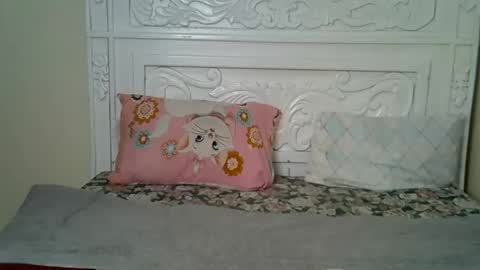 Snapshot of prettybunnny chatting on October 29, 2025, 2:30 pm Bunny online show from October 29, 2025, 2:30 pm