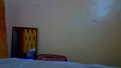 prettycandy0 online show from February 4, 2026, 4:57 pm