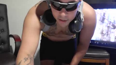 DADDYDICRICO6969 online show from October 7, 2025, 6:27 pm
