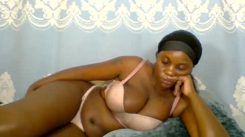 SHANIA online show from July 4, 2026, 10:49 pm