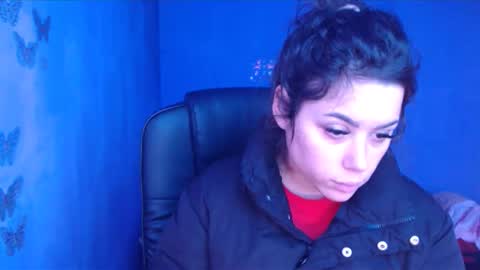 prettyjulliette online show from January 5, 2025, 11:37 am