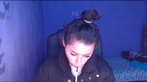 prettyjulliette online show from January 21, 2025, 11:03 am