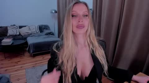 Eva online show from March 23, 2026, 1:31 am