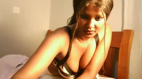prettykeilaa online show from June 3, 2026, 7:08 pm