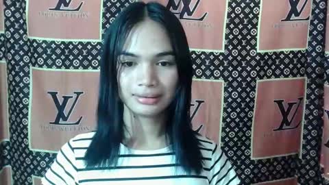 prettykhelcy online show from January 15, 2026, 12:59 am