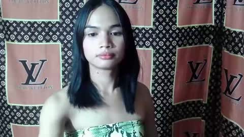 prettykhelcy online show from January 19, 2026, 11:25 am