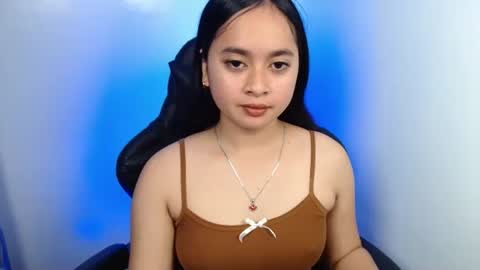 prettylittle_lady online show from February 15, 2026, 2:08 am