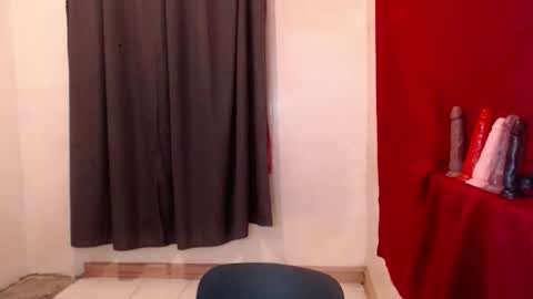 Snapshot of prettylovebarbieintownxx chatting on September 19, 2025, 6:19 pm prettylovebarbieintownxx online show from September 19, 2025, 6:19 pm