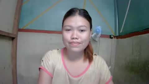 prettymae756493 online show from April 26, 2026, 5:27 am