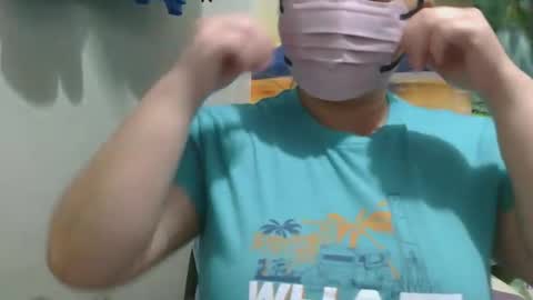 Snapshot of prettynhing chatting on October 7, 2025, 12:24 pm Nhing online show from October 7, 2025, 12:24 pm