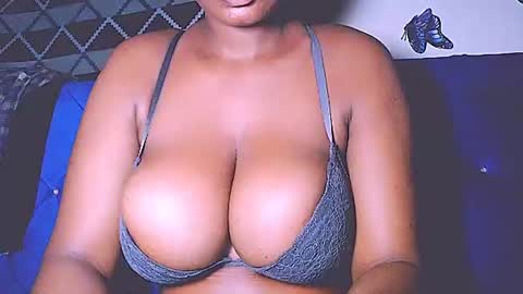 pretty pussy online show from July 20, 2026, 2:26 am