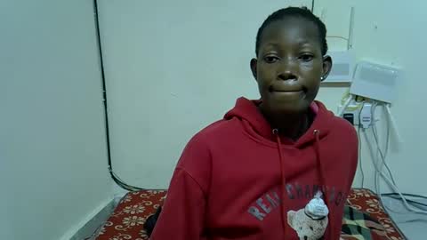 Snapshot of prettyqueen24 chatting on November 9, 2025, 5:55 pm Pretty Queen online show from November 9, 2025, 5:55 pm