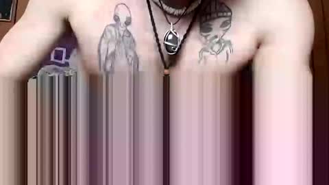 prettysolidd7 online show from January 13, 2025, 5:44 pm