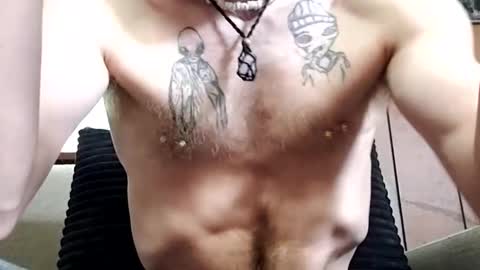 prettysolidd7 online show from February 15, 2025, 5:07 pm