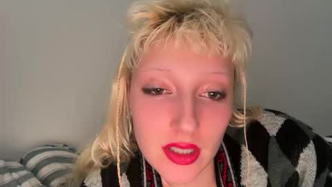 Dahlia online show from January 28, 2025, 1:49 pm