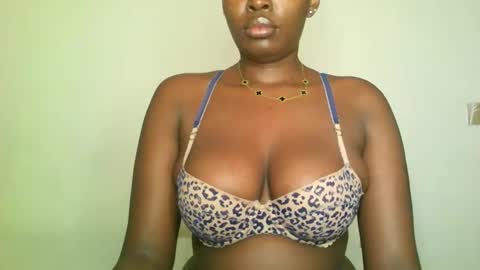 prettyvishy online show from February 18, 2025, 3:21 am