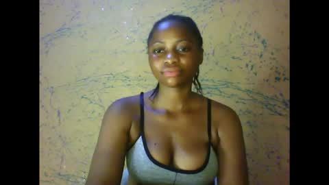 prettyxxpac online show from February 20, 2026, 12:18 am