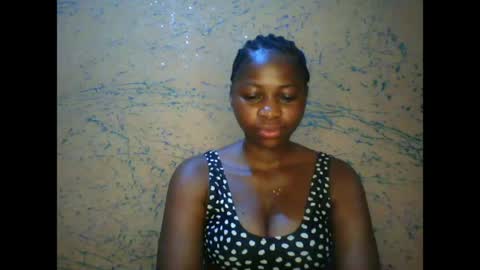 prettyxxpac online show from April 13, 2026, 3:12 am