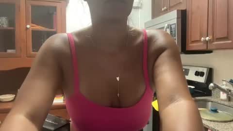 Snapshot of prettyyykittyyy22 chatting on September 23, 2025, 2:03 am prettyyykittyyy22 online show from September 23, 2025, 2:03 am