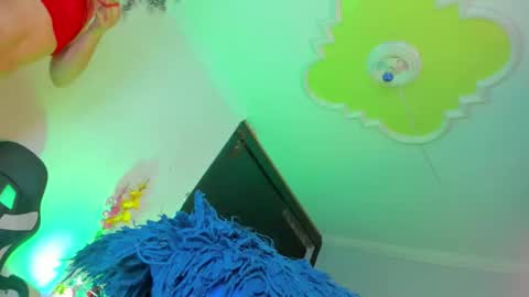 pretygirltsxxx online show from April 10, 2026, 6:34 pm