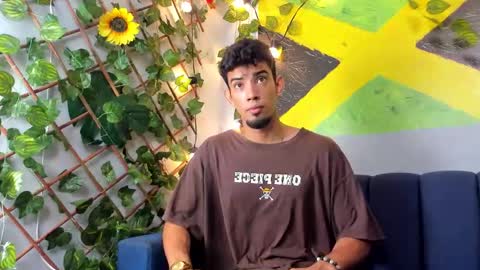 prince_arthur77 online show from October 25, 2025, 1:18 pm